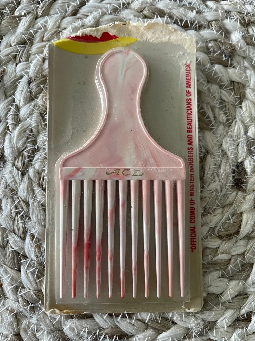 Vintage Ace Comb Company Pink Swirl Hair Pic